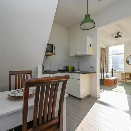 Apartment Alta Mar Studios The Hague